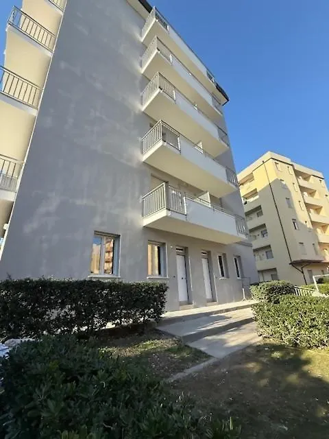 Viola Lido Adriano Villa 0*,  Italy