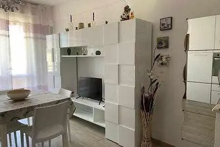 Viola Lido Adriano Villa Italy
