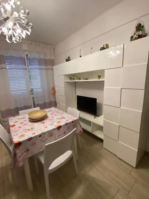 Holiday home Viola Lido Adriano Villa Italy